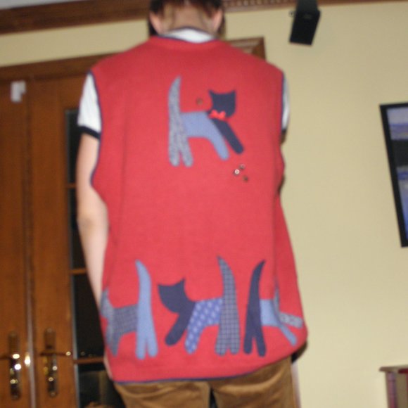 Vintage Cat Sweater Vest - Picture 2 of 8